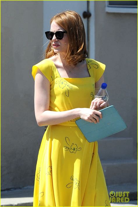 One particular scene sees emma ditch her flirty dresses. Emma Stone Wears a Lovely Yellow Dress for 'La La Land ...
