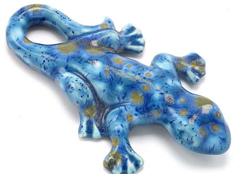 A cute addition to my living room display. Ceramic Gecko Lizard Iguana Hanging Wall Decor for Patio ...