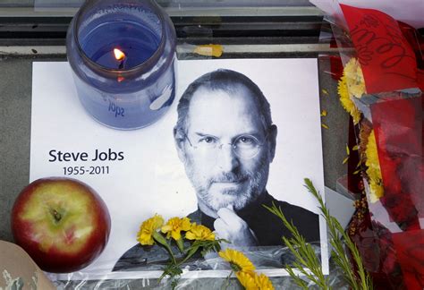 How Tim Cook Is Remembering Steve Jobs 5 Years Later Nbc News