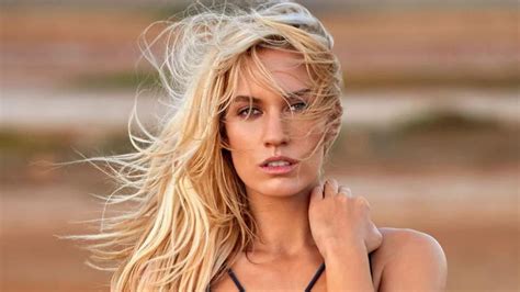 Paige Spiranac Reflects On Her Si Swimsuit Photo Shoot In Aruba Such
