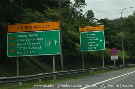 Yeni klang vadisi otoyolu (nkve ) , tamamen klang valley bölgesi selangor ve kuala lumpur içinde yer alan kontrollü erişim otoyoludur malezya yarımadası. New Klang Valley Expressway, NKVE, (E1), Malaysia