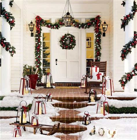 31 Exterior Christmas Decorating Ideas