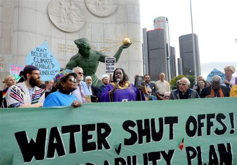 Activists Call On City State To End Water Shutoffs In Detroit Clergy Activists City State