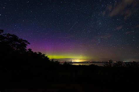 The Northern Lights Tonight From Mackinac Island Oc Michigan