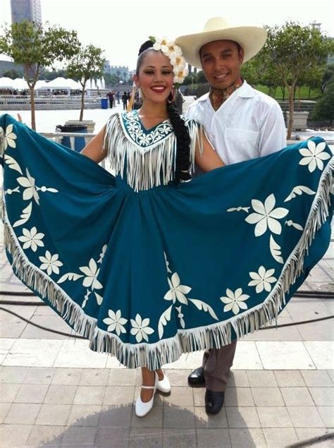 Costume From Tamaulipas Mexico Mexican Costume Mexican Outfit