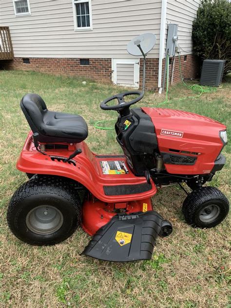 T1200 Series Lawn Tractor Craftsman 42” Automatic 420cc Riding Mower