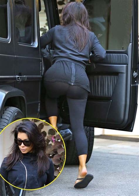Kim Kardashian Exposes Butt Crack Wardrobe Malfunction Spotlight
