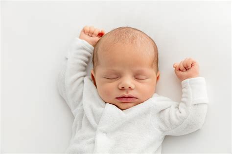 Boothlaunch are based in warfield, berkshire. Baby Photography Berkshire at the Award Winning Jennifer ...