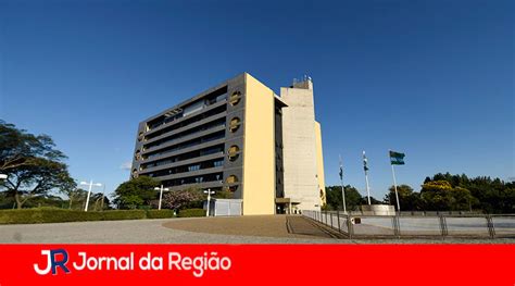Os eventos do carnaval 2021 em recife e olinda foram oficialmente cancelados, entre eles o desfile do galo da madrugada, que no carnaval em 2020 arrastou mais de. Confira o Abre e Fecha do ponto facultativo de Carnaval ...