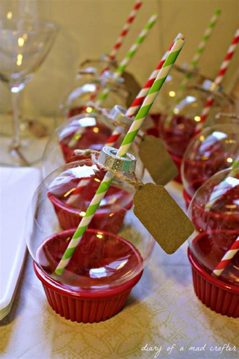 creative  minute diy christmas party decorations