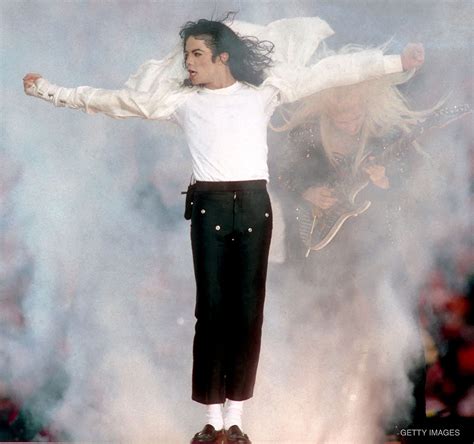 Michael Jackson Performs Super Bowl Xxvii Halftime Show Michael