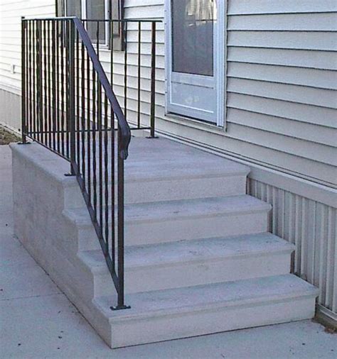 A precast set of stairs between 3 and 15 steps costs between $300 and $2,000 to purchase. Small Home Exterior Design: Prefabricated Porch Steps