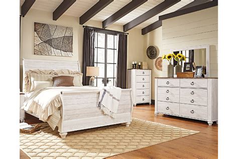How to choose the best master bedroom sets. Willowton 5-Piece Queen Master Bedroom | Ashley Furniture ...