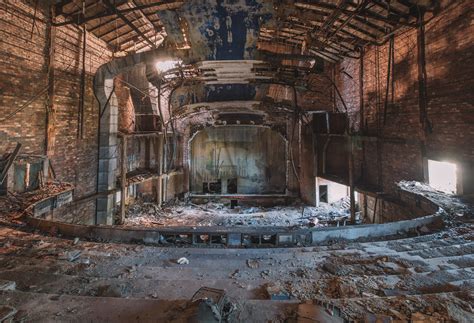 Finding The 10 Best Abandoned Places In Chicago Illinois