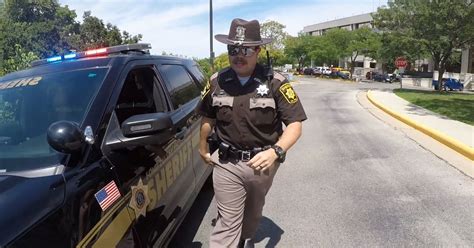 Fond du Lac County Sheriff's Office lip sync 'I Love This Life'
