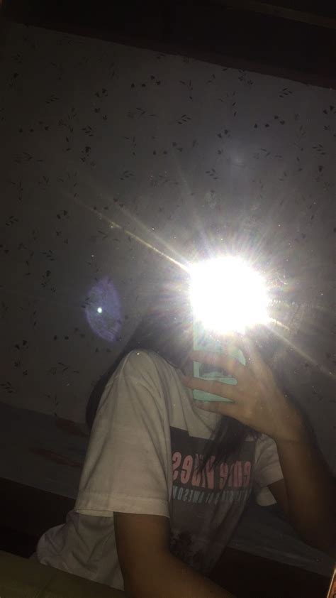 Mirror Selfie Flash ~ Mirror Selfie With The Flash Facerisace