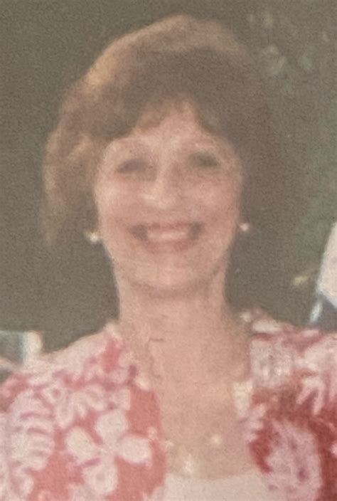 In Loving Memory Of Elaine Guss Chicago Jewish Funerals Skokie Chapel