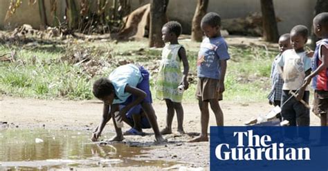 zimbabwe cholera epidemic spreads world news the guardian