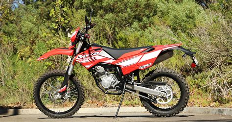 Each of these riding niches has dirt bikes build specifically for that type of dirt bike riding. 2017 Beta 125 RR-S - Dirt Bike Test