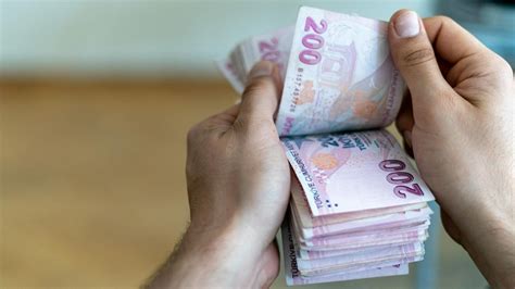 Hazine ve Maliye Bakanlığı duyurdu Zamlı maaşlar iki parça halinde