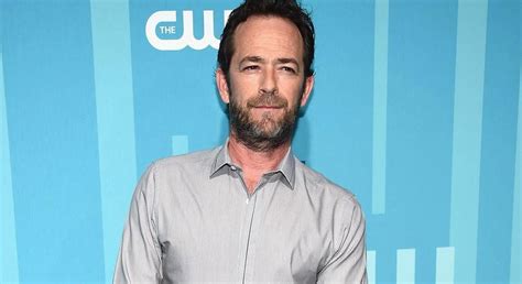 luke perry star of riverdale and beverly hills 90210 dead at age 52 business insider africa