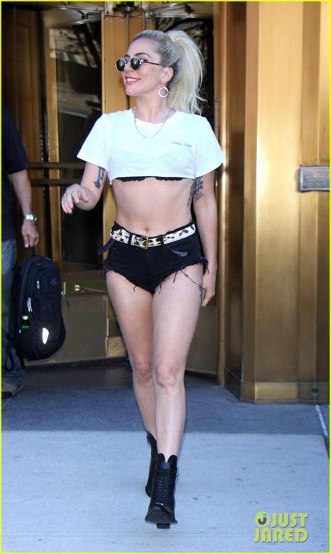 Lady Gaga Opens Up About Her Battle With Depression Photo 3757386 Lady Gaga Photos Just