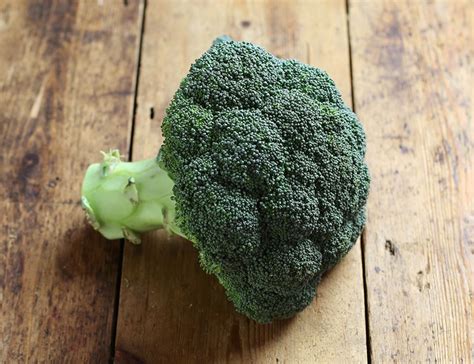Broccoli Organic Each