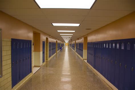 Middle School Hallway Mount Pleasant Middle School Living Flickr