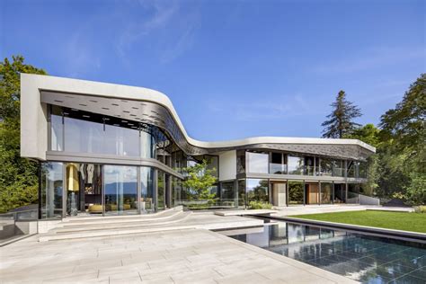 Desain rumah ini terinspirasi dari gaya arsitektur tradisional dari indonesia. 10 Modern Houses in Switzerland With Simple Designs and ...