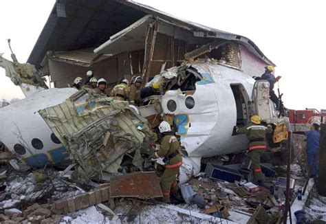 12 Killed Dozens Hurt After Jetliner Crashes In