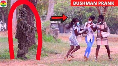 😂😂😂loudest Screams Ever Funny Bushman Scare Prank 32 Youtube