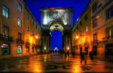 Lisbon Street Portugal Downtown Lisbon At Night Hdr Of 3 Flickr