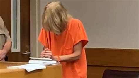 Woman Accused Of Severing Husbands Penis Listen To The 911 Call Wcti