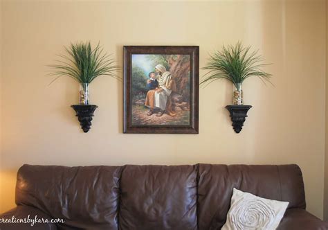 Decoration ideas for living room walls. Living room decorating- shelves
