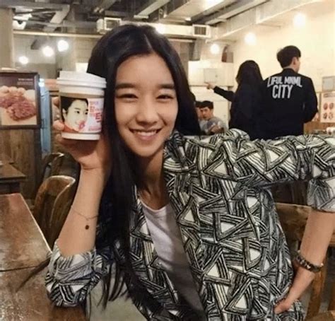 She debuted in cable channel tvn's sitcom potato star 2013qr3. The Full Evolution Of Seo Ye Ji (From Spanish Student To ...