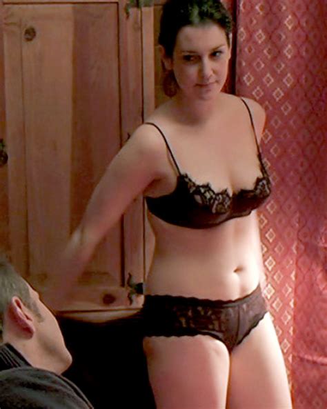 Melanie Lynskey Hot Nude