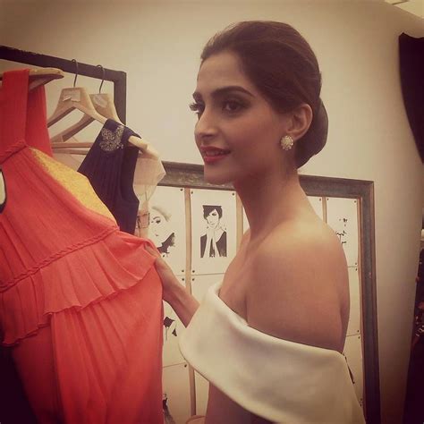 Behind Scene Sonam Kapoor At The Loreal Paris S Cannes Collection Unveiling ~ Indian Cinema