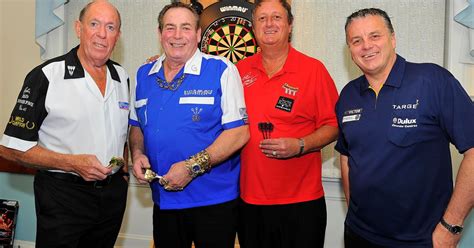Darts Legends Entertain A Packed Irvine Crowd Daily Record