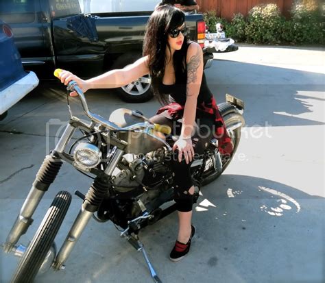 Girls On Motorcycles Pics And Comments Page 36 Triumph Forum