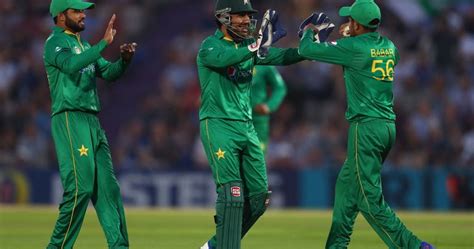The pak vs zim 2nd odi 2020 scorecard live cricket score to be available on november 01, 03:30 pm ist at multan international cricket stadium. Pak Vs England 1st ODI | SportsSlum