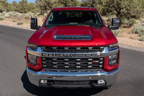 2020 Chevrolet Silverado 25003500 6 Things We Like And 3 Not So Much
