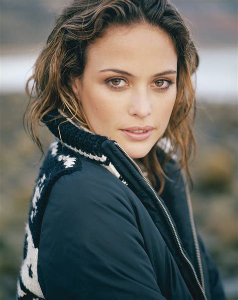 Josie Maran Wallpapers Images Photos Pictures Backgrounds