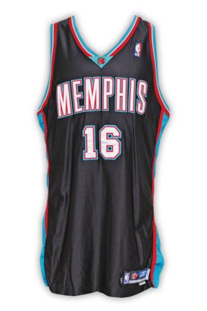 The jerseys the team wears night in and night out. Memphis Grizzlies Jersey History - Jersey Museum