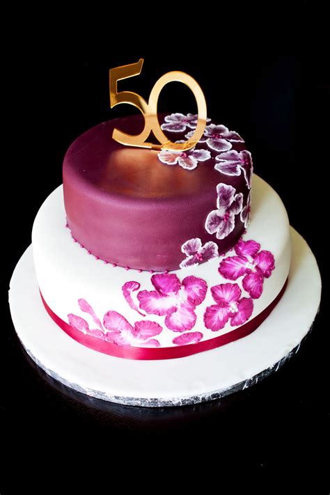 It is passed a long time since the last cake i published, but i'm back! Elegant 50th Birthday Cake Ideas Birthday Cake - Cake ...