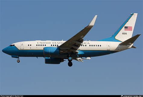 01 0015 Usaf United States Air Force Boeing C 40b 737 7dmwl Bbj