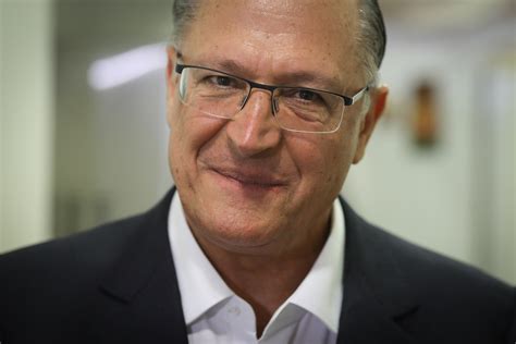 Se eleito Alckmin diz que mudará Previdência e rendimento do FGTS