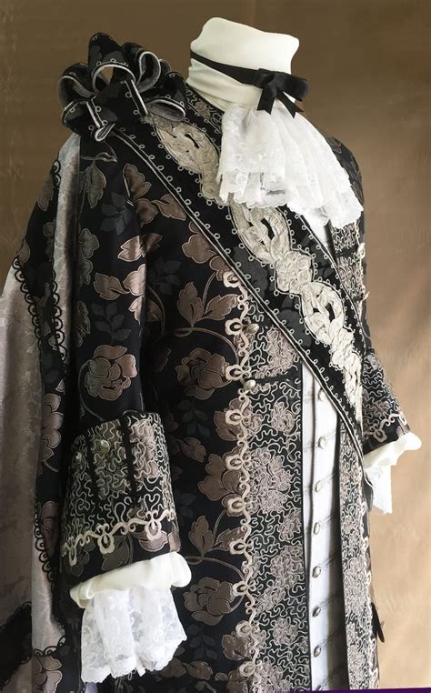 1690 Luis Xiv Baroque Costume For Men Etsy Australia Mens Costumes Ball Gowns Victorian