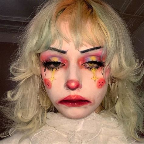 Pin By Sophia Cailin On M A K E U P In 2020 Cute Clown Makeup Face