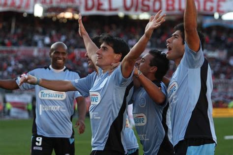 El rentistas se medirá hoy martes a racing club en argentina con el objetivo de sumar su primer el rescate a francisco duarte, surgido de las divisiones menores del rentistas, fue captado en video y. El Picante Pereyra mandó a la B a un histórico de Uruguay ...