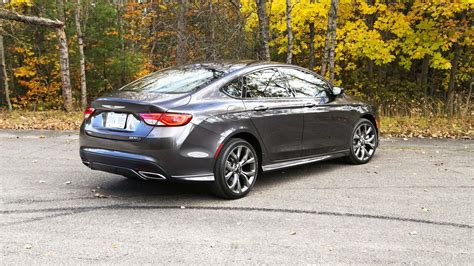 2016 Chrysler 200s Awd Test Drive Review Autotraderca